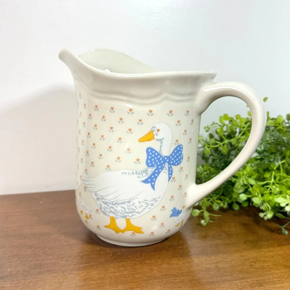 Vintage Country Goose Pitcher Aunt Rhody Blue Bow Cottage Granny Core 6.5in
